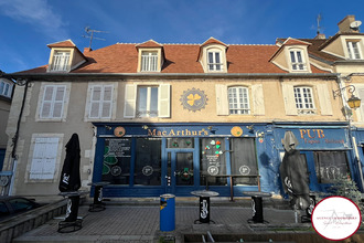 Ma-Cabane - Vente Immeuble SAINT-AMAND-MONTROND, 275 m²