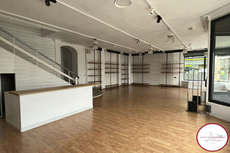 Ma-Cabane - Vente Immeuble SAINT-AMAND-MONTROND, 662 m²