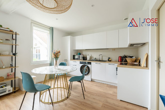Ma-Cabane - Vente Immeuble Saint-Denis-de-Pile, 160 m²