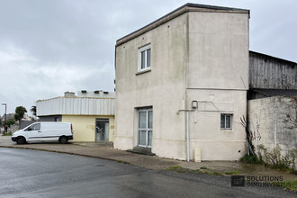 Ma-Cabane - Vente Immeuble ST Pabu, 261 m²