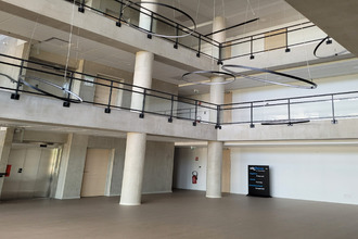 Ma-Cabane - Vente Immeuble Valence, 3600 m²