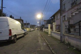 Ma-Cabane - Vente Immeuble VILLENEUVE-LE-ROI, 220 m²