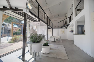 Ma-Cabane - Vente Local commercial , 185 m²