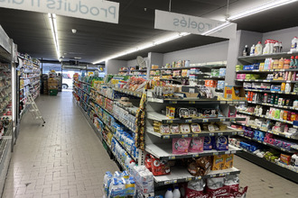 Ma-Cabane - Vente Local commercial Annemasse, 164 m²