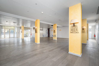 Ma-Cabane - Vente Local commercial Balaruc-les-Bains, 316 m²