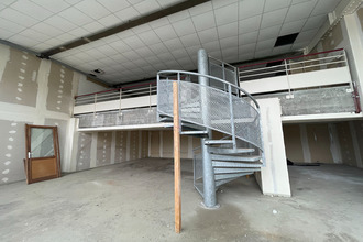 Ma-Cabane - Vente Local commercial BASSENS, 2480 m²