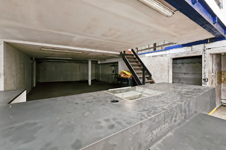 Ma-Cabane - Vente Local commercial BAZOUGES-LA-PEROUSE, 662 m²