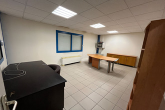 Ma-Cabane - Vente Local commercial BEAUREPAIRE, 1569 m²