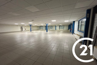 Ma-Cabane - Vente Local commercial Beaurepaire, 1730 m²