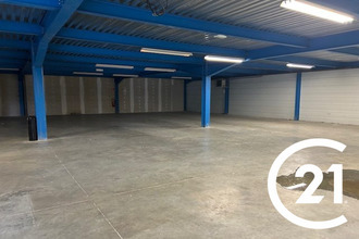 Ma-Cabane - Vente Local commercial Beaurepaire, 1730 m²