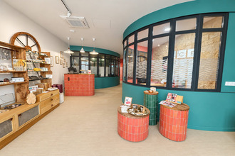 Ma-Cabane - Vente Local commercial Bordeaux, 107 m²