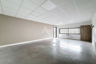 Ma-Cabane - Vente Local commercial BRISSAC-QUINCE, 807 m²