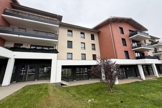 Vente Local commercial 01170, Cessy France