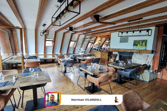 Ma-Cabane - Vente Local commercial Château-Bernard, 139 m²