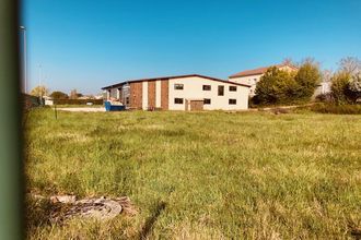 Ma-Cabane - Vente Local commercial Château-Gaillard, 850 m²