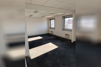 Ma-Cabane - Vente Local commercial CLERMONT-FERRAND, 335 m²