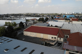 Ma-Cabane - Vente Local commercial CORMONTREUIL, 426 m²