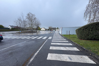 Ma-Cabane - Vente Local commercial GRAVIGNY, 9000 m²