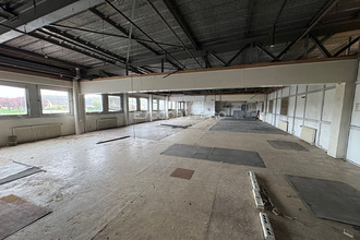 Ma-Cabane - Vente Local commercial GRAVIGNY, 9000 m²