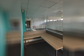 Ma-Cabane - Vente Local commercial Hérouville-Saint-Clair, 1050 m²