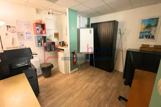 Ma-Cabane - Vente Divers Hyères, 84 m²