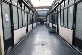 Ma-Cabane - Vente Local commercial IVRY-SUR-SEINE, 250 m²