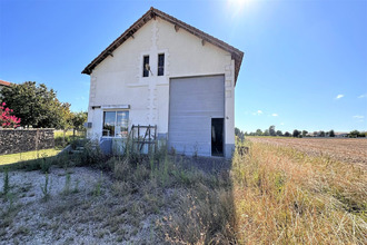 Ma-Cabane - Vente Local commercial Jonzac, 220 m²