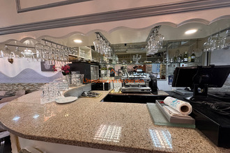 Ma-Cabane - Vente Local commercial L'HAY-LES-ROSES, 159 m²