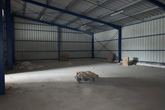 Ma-Cabane - Vente Local commercial L'Isle-d'Espagnac, 1300 m²