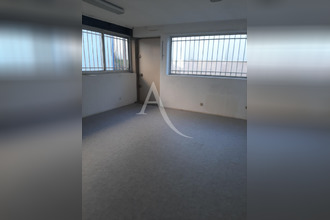 Ma-Cabane - Vente Local commercial L'ISLE-JOURDAIN, 540 m²