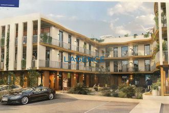 Vente Local commercial 83260, La Crau France