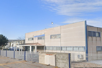 Ma-Cabane - Vente Local commercial LA FARLEDE, 1900 m²