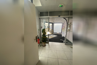 Ma-Cabane - Vente Local commercial La Tour-du-Pin, 244 m²