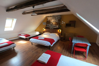 Ma-Cabane - Vente Local commercial LAGUIOLE, 357 m²