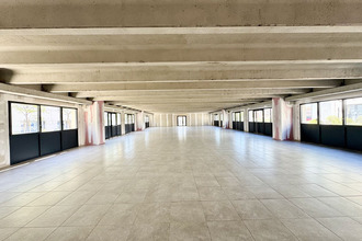 Ma-Cabane - Vente Local commercial LE CANNET-DES-MAURES, 309 m²