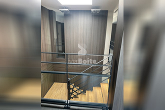 Ma-Cabane - Vente Local commercial LE CHAMBON-FEUGEROLLES, 935 m²