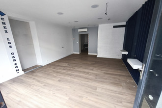 Ma-Cabane - Vente Local commercial Le Grau-du-Roi, 50 m²