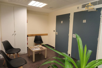 Ma-Cabane - Vente Local commercial Le Grau-du-Roi, 83 m²