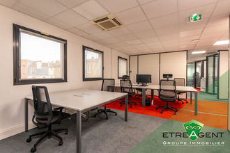 Ma-Cabane - Vente Local commercial LE KREMLIN-BICETRE, 162 m²