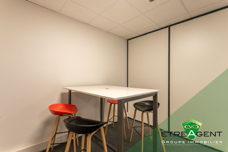 Ma-Cabane - Vente Local commercial LE KREMLIN-BICETRE, 288 m²