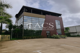 Ma-Cabane - Vente Local commercial Le Lamentin, 640 m²