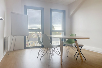 Ma-Cabane - Vente Local commercial LE MESNIL-ESNARD, 102 m²