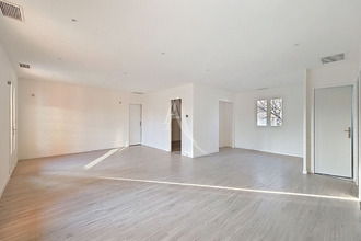 Ma-Cabane - Vente Local commercial LEGUEVIN, 148 m²