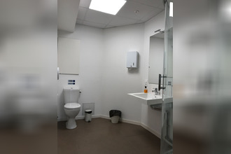 Ma-Cabane - Vente Local commercial LESQUIN, 160 m²