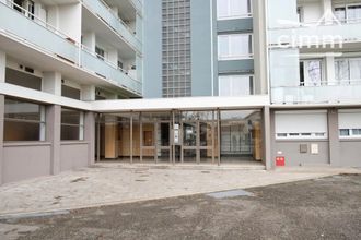 Ma-Cabane - Vente Local commercial Lyon 8ème, 141 m²