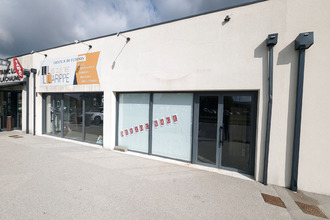 Vente Local commercial 79460, Magné France
