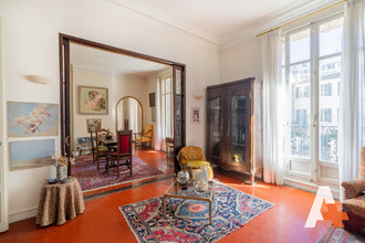 Ma-Cabane - Vente Local commercial Marseille, 154 m²