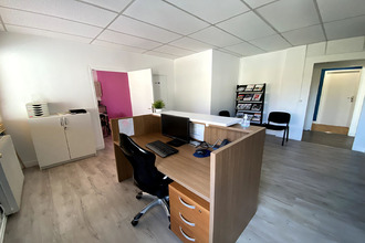 Ma-Cabane - Vente Local commercial MAULE, 200 m²