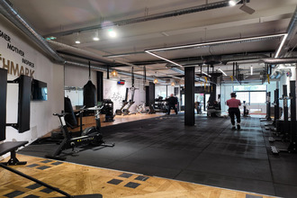 Ma-Cabane - Vente Local commercial PARIS 12, 188 m²