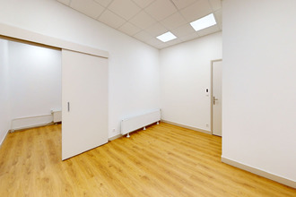 Ma-Cabane - Vente Local commercial PARIS 15, 89 m²